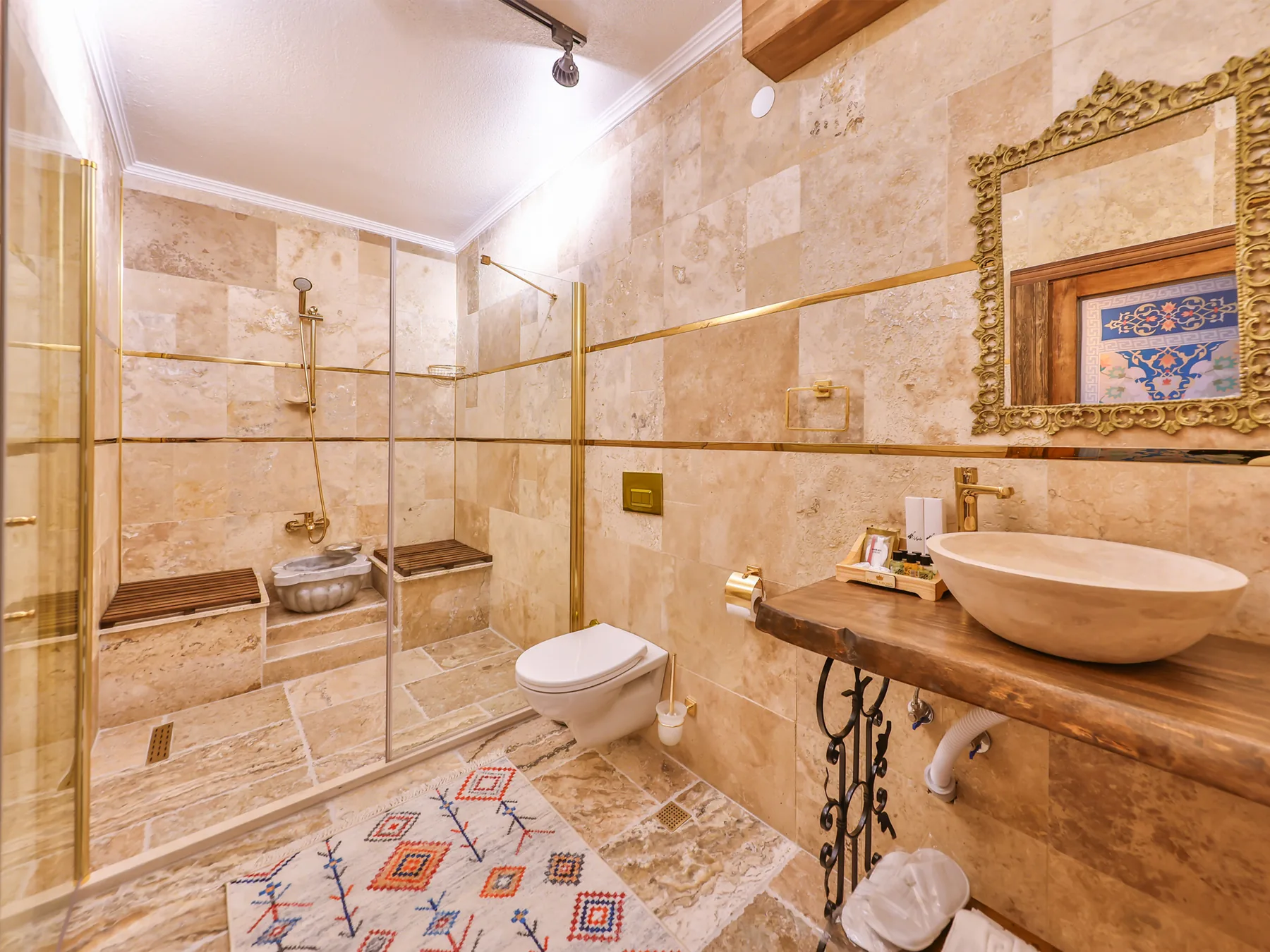 Deluxe Garden Suite