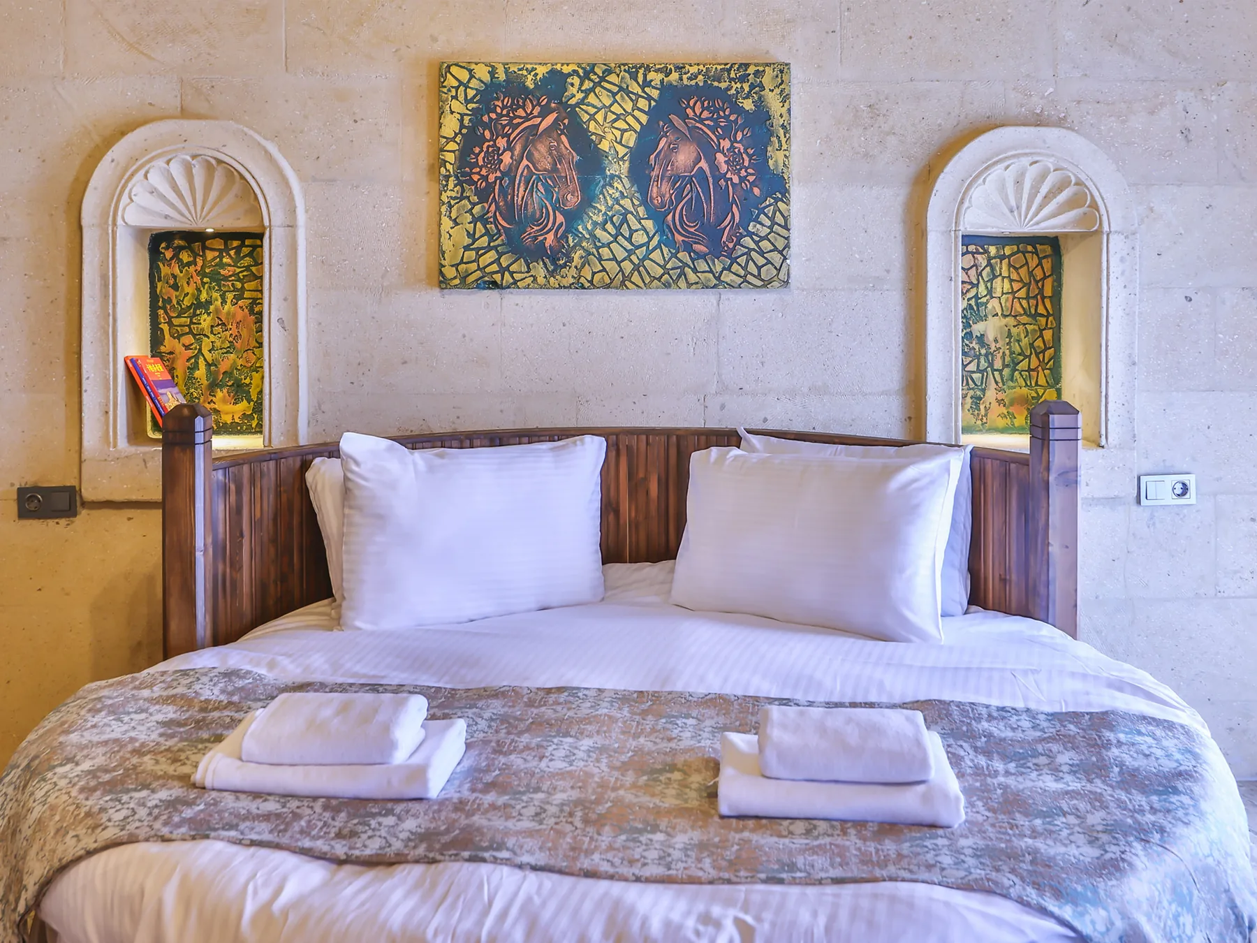 Deluxe Queen Room