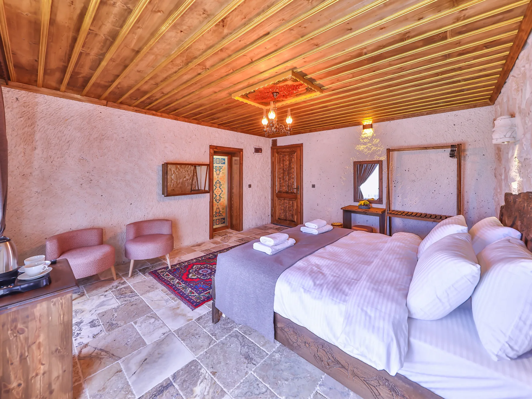Deluxe Garden Suite